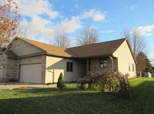 2112 Purple Aster Ln, Janesville, WI 53546