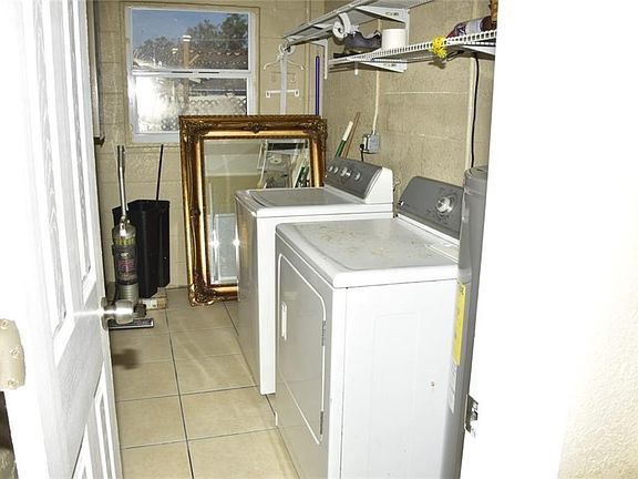 5th image of 7401 N Orleans Ave