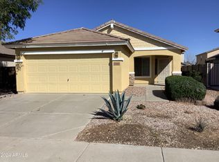 1640 W Quick Draw Way, San Tan Valley, AZ 85144