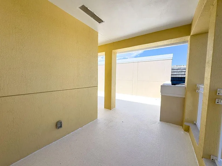 2322 Vintage Dr — Photo 7