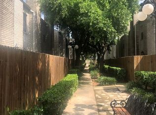 17495 Red Oak Dr #7495, Houston, TX 77090