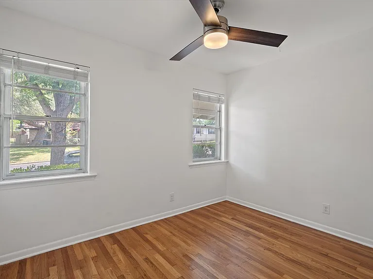4402 Terrilance Dr — Photo 17