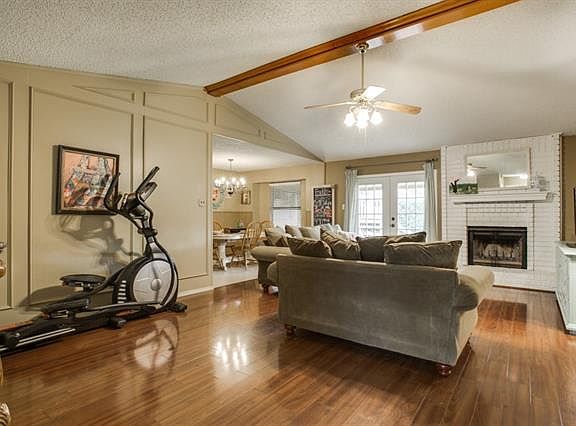 4th image of 6020 Hillglen Dr
