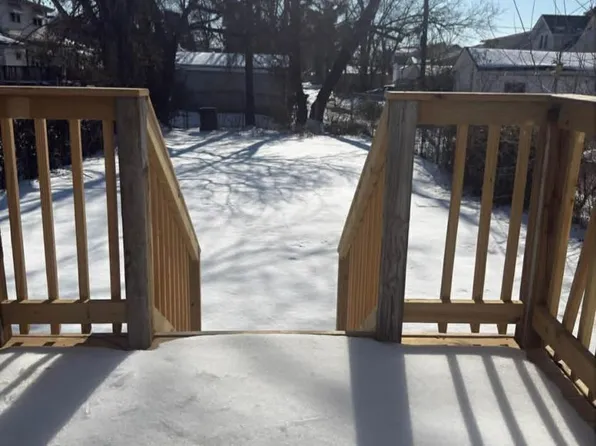 4206 W Market St, Louisville, KY 40212