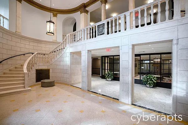 Rented by Cyberapts Management | media 24