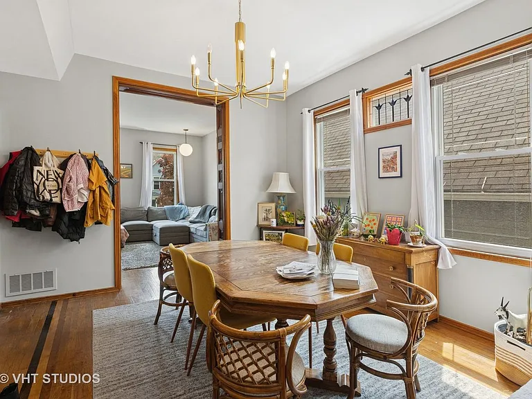 2640 N Burling St #2 — Photo 4