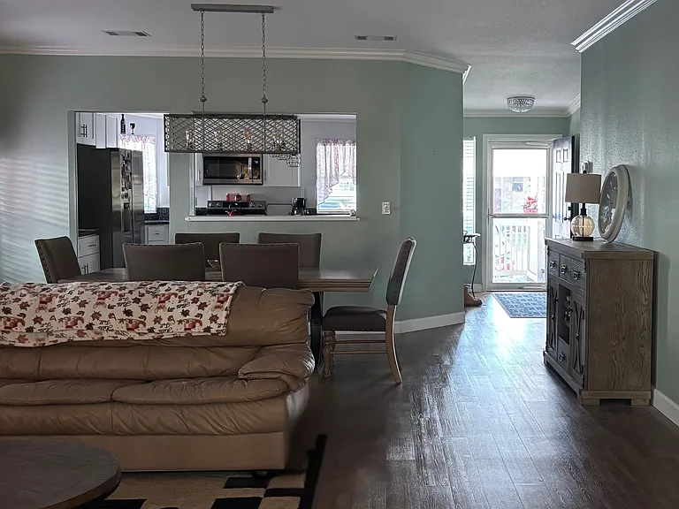4336 SE Sweetwood Way — Photo 8