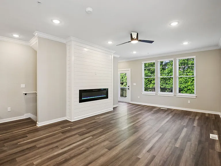Greenwood Townhomes — Photo 84