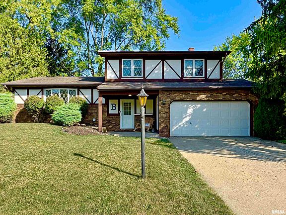 2nd image of 1307 W Kingsway Dr