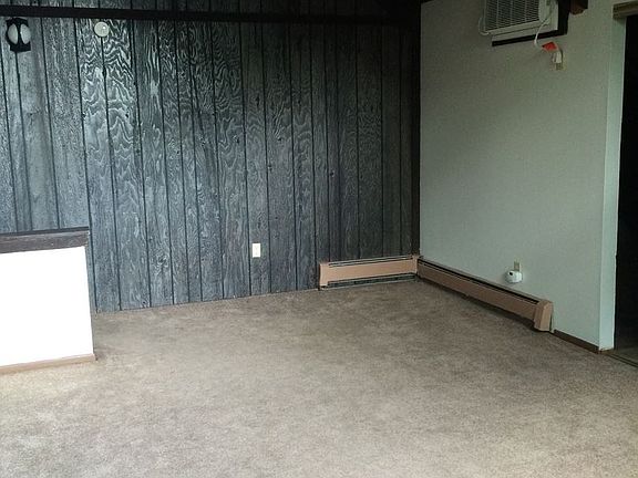 5th image of 269 2nd St NE APT 09