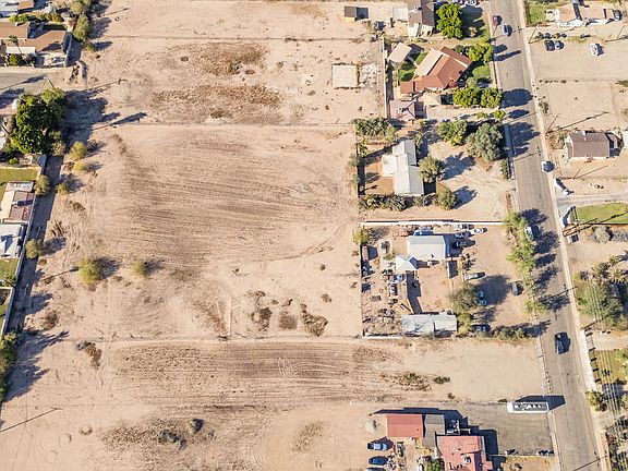 2nd image of 1213 C N Perry Rd