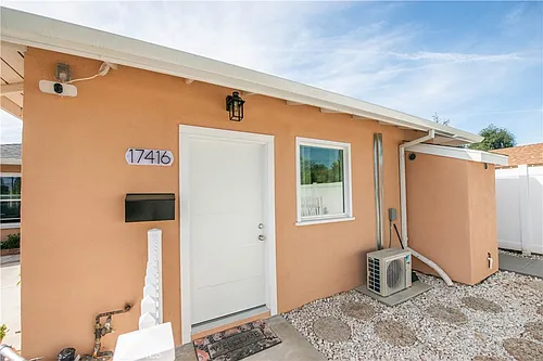 17416 Los Alimos St Photo 1