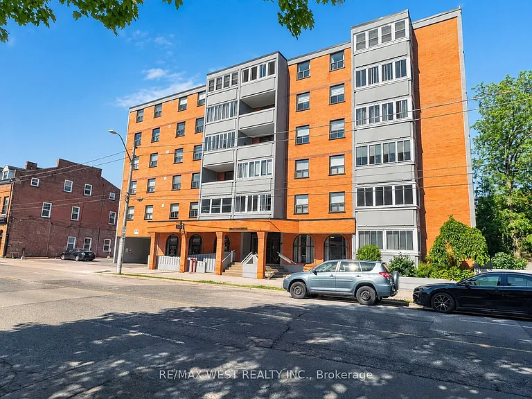 23 Main St #406 — Photo 1