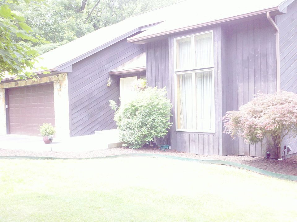 2nd image of 3337 Cynthia Dr