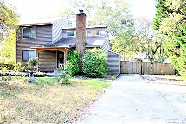 1st image of 7906 Park Vista Cres