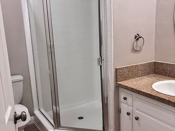 5th image of 16137 Cornuta Ave #9