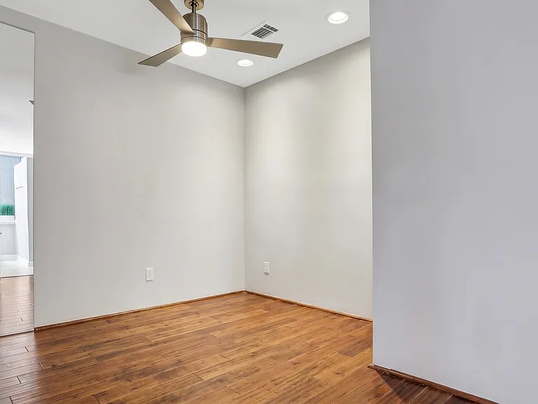 1421 Peachtree St NE #103A — Photo 8