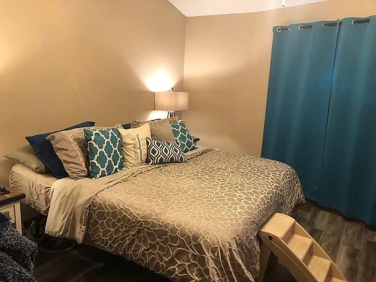 2235 N Wedgewood Dr — Photo 3