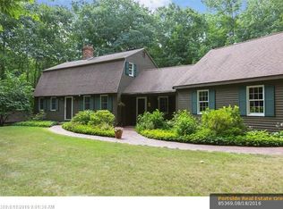 2 Susan Ln, Falmouth, ME 04105