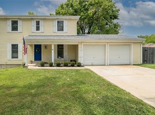 4 Elm Ct, Saint Peters, MO 63376