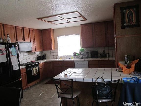 3rd image of 3831 Prince George Ln