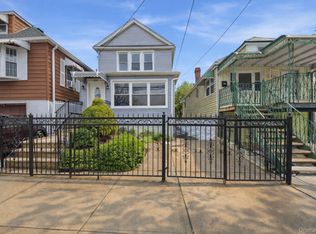 424 Thieriot Avenue, Bronx, NY 10473