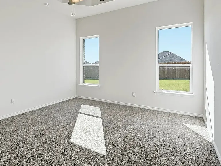 8428 Radiant St — Photo 23