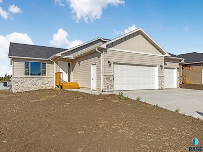 5325 S Bahnson Ave, Sioux Falls, SD, 57110