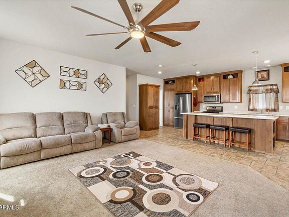 5th image of 24460 N MARBLEHEAD Avenue