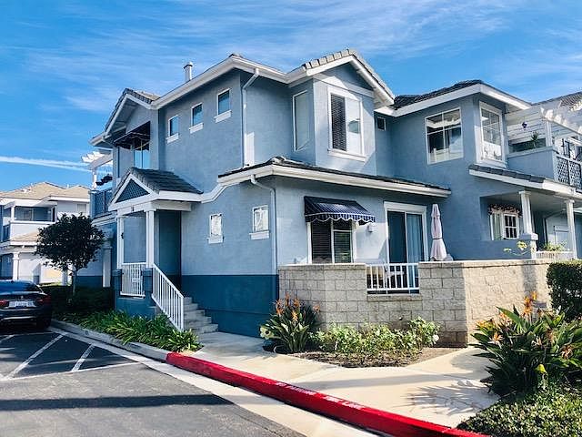 1st image of 74 Carlsbad Ln