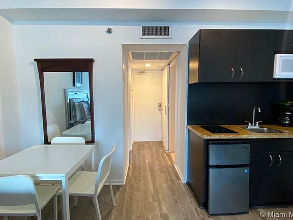 4th image of 6345 Collins Ave APT 438