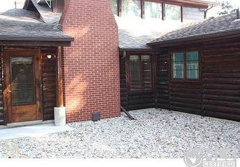 5390Lakeshoresouthwestcourtyarda