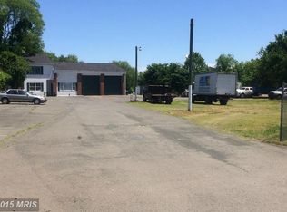 671 Falmouth St, Warrenton, VA 20186