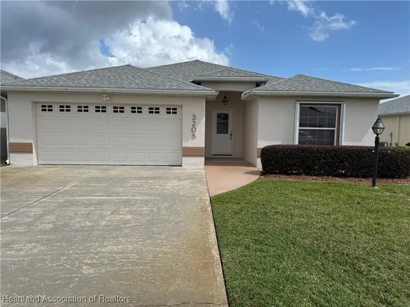 3208 Pointe Ave, Sebring, FL 33872