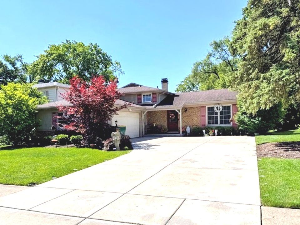 1st image of 243 Palmgren Ct
