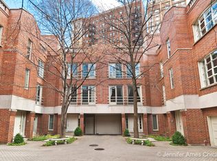 2145 N Clark St, Chicago, IL 60614