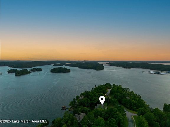 2nd image of 100 Ridge Crst