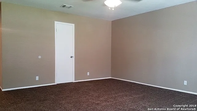 3207 Sackville Dr — Photo 10