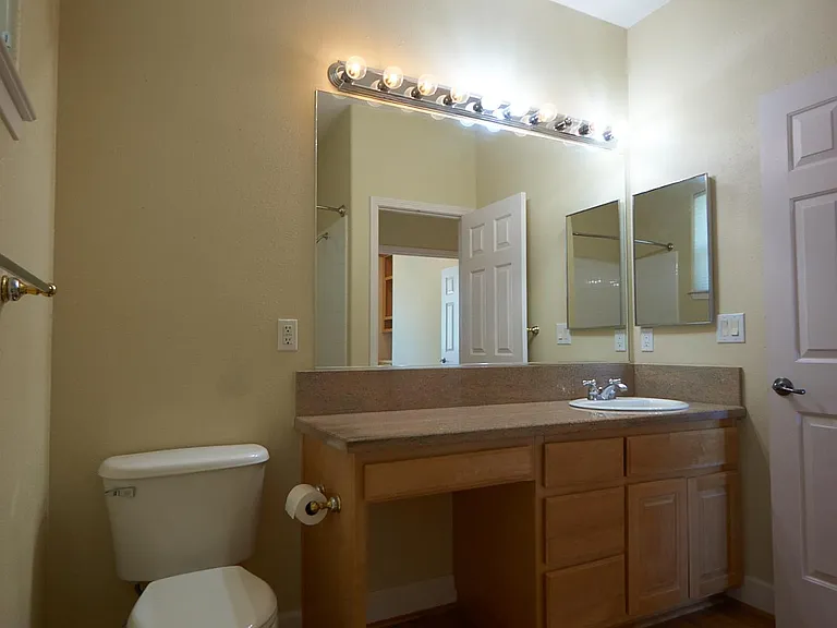 2706 Wind Feather Trl — Photo 38