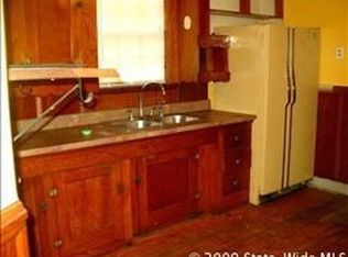 820 Cass Ave, Woonsocket, RI 02895