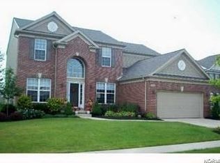 2642 Saddle Creek Dr, Avon, OH 44011