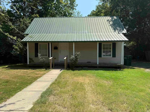 228 Locust Ave, Conway, AR 72034