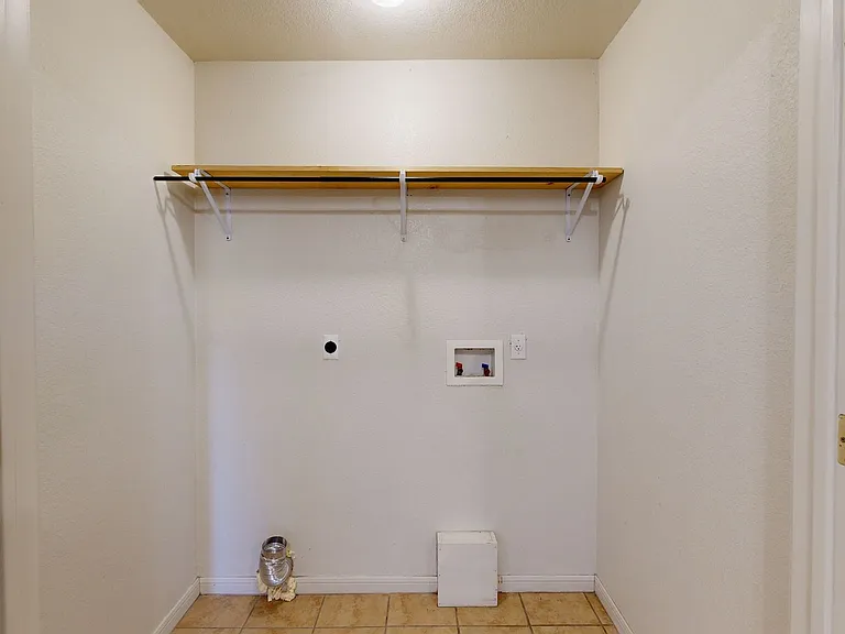 1403 Hopi Trl #B — Photo 12