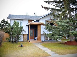 61 N Cole St, Red Deer, AB T4P2E5