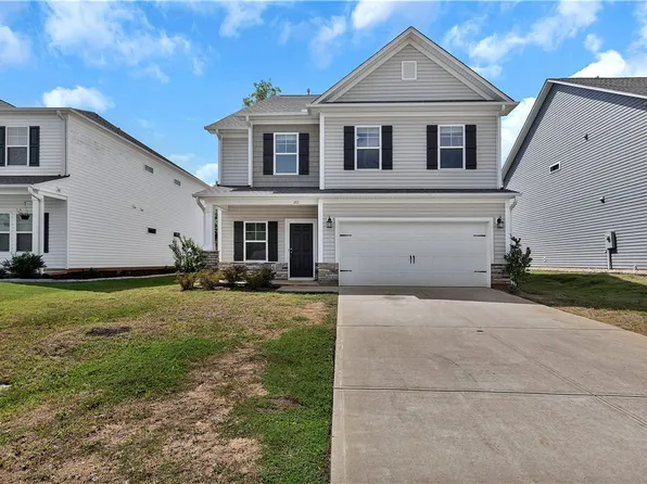 212 Carvel Trl, Seneca, SC 29678