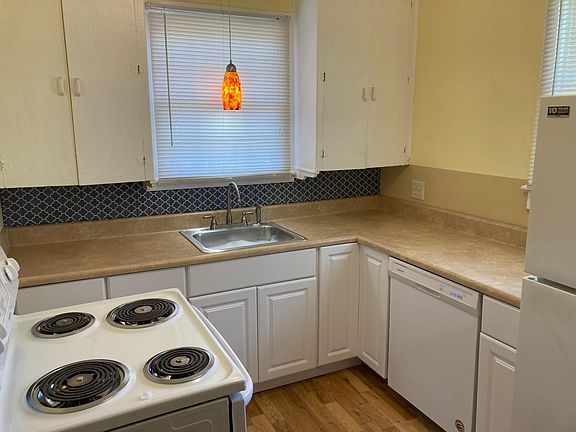 2nd image of 610 N U St