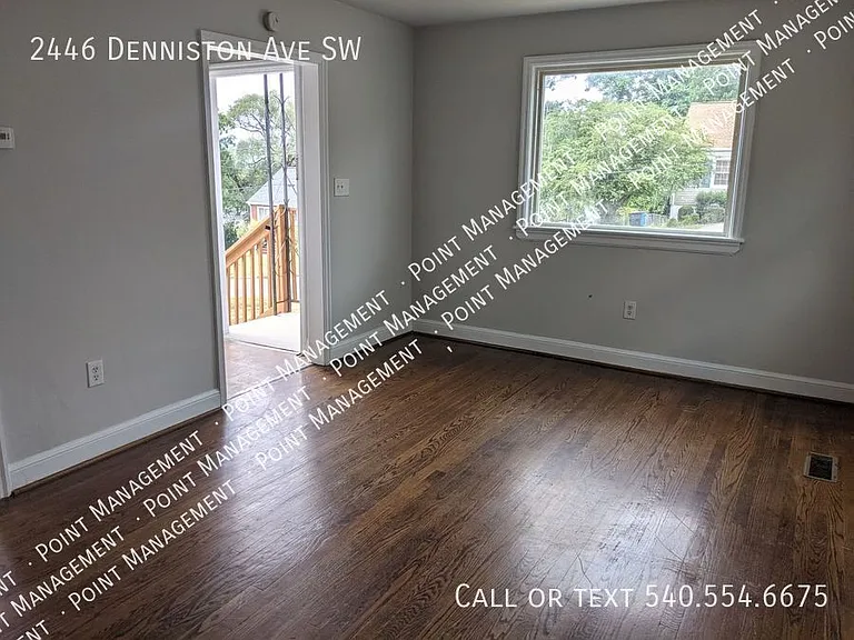 2446 Denniston Ave SW — Photo 3