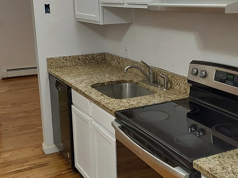 39 Country Pond Ln — Photo 6