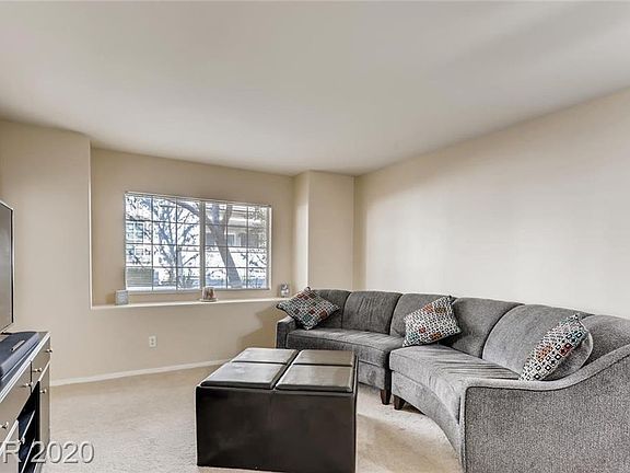 5th image of 3125 N Buffalo Dr Unit 1148