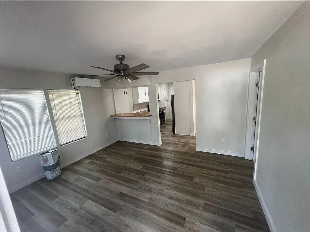 2 bed, 1.0 bath, 729 sqft, $1,100 — Photo 3